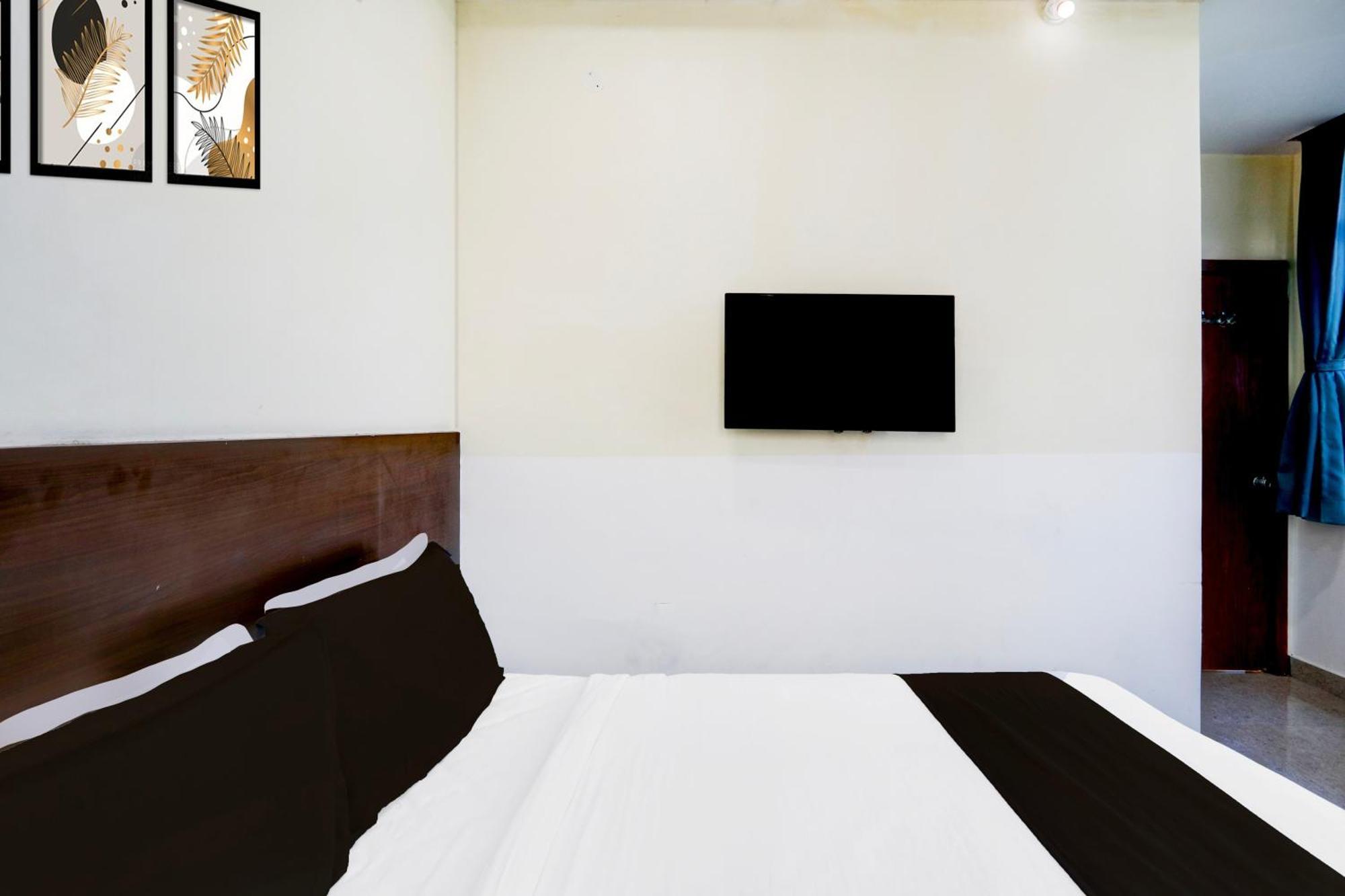 Super Hotel O At Home Hotel Darbar Haidarábád Kültér fotó